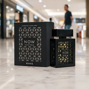 Now by Rave di Suria KLCC dengan pencahayaan lembut