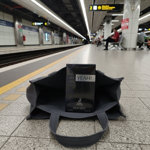 Yeah Maison Alhambra di stesen LRT &ndash; perfume lelaki harian Malaysia